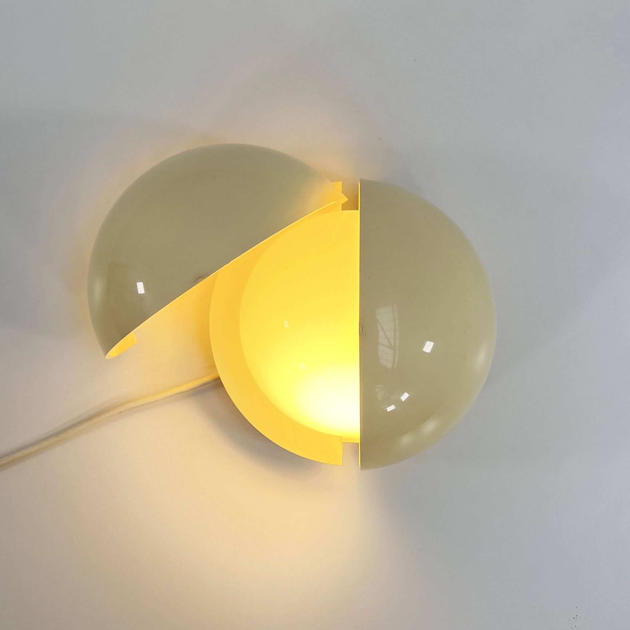 Lampira wall light by G. Piero & A. Monti for Fontana Arte, 1970