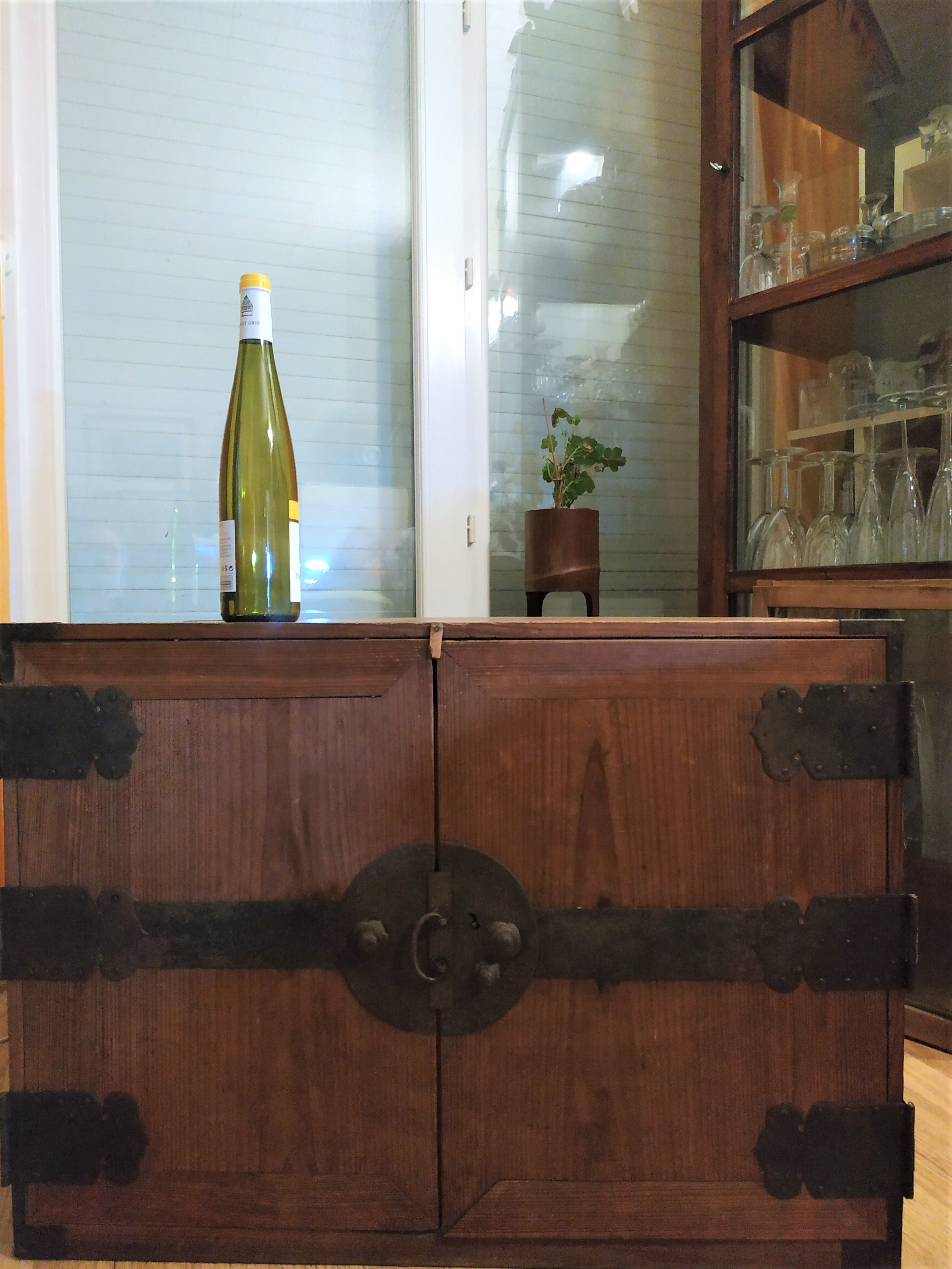 Bottom box Japan 19th second half 19th