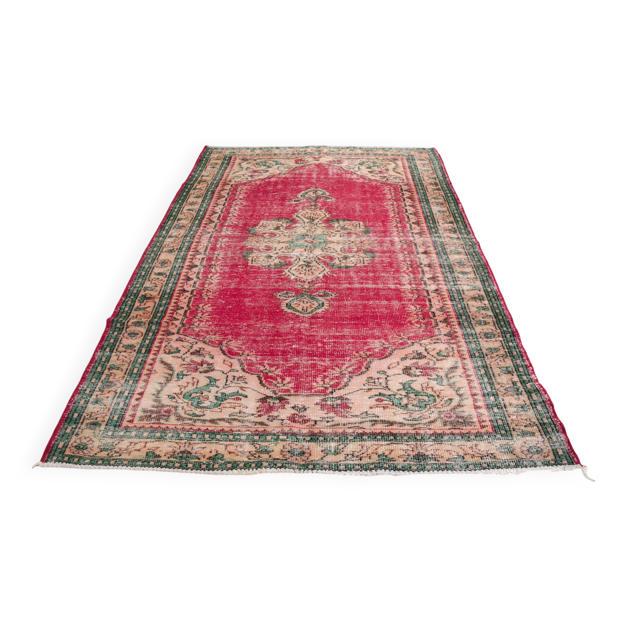 One  a KiND vİNTAGE tURKİSH oUSHAK rUG  SKU 2004