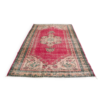 Un tapis oushak turc vintage de type KiND SKU 2004.