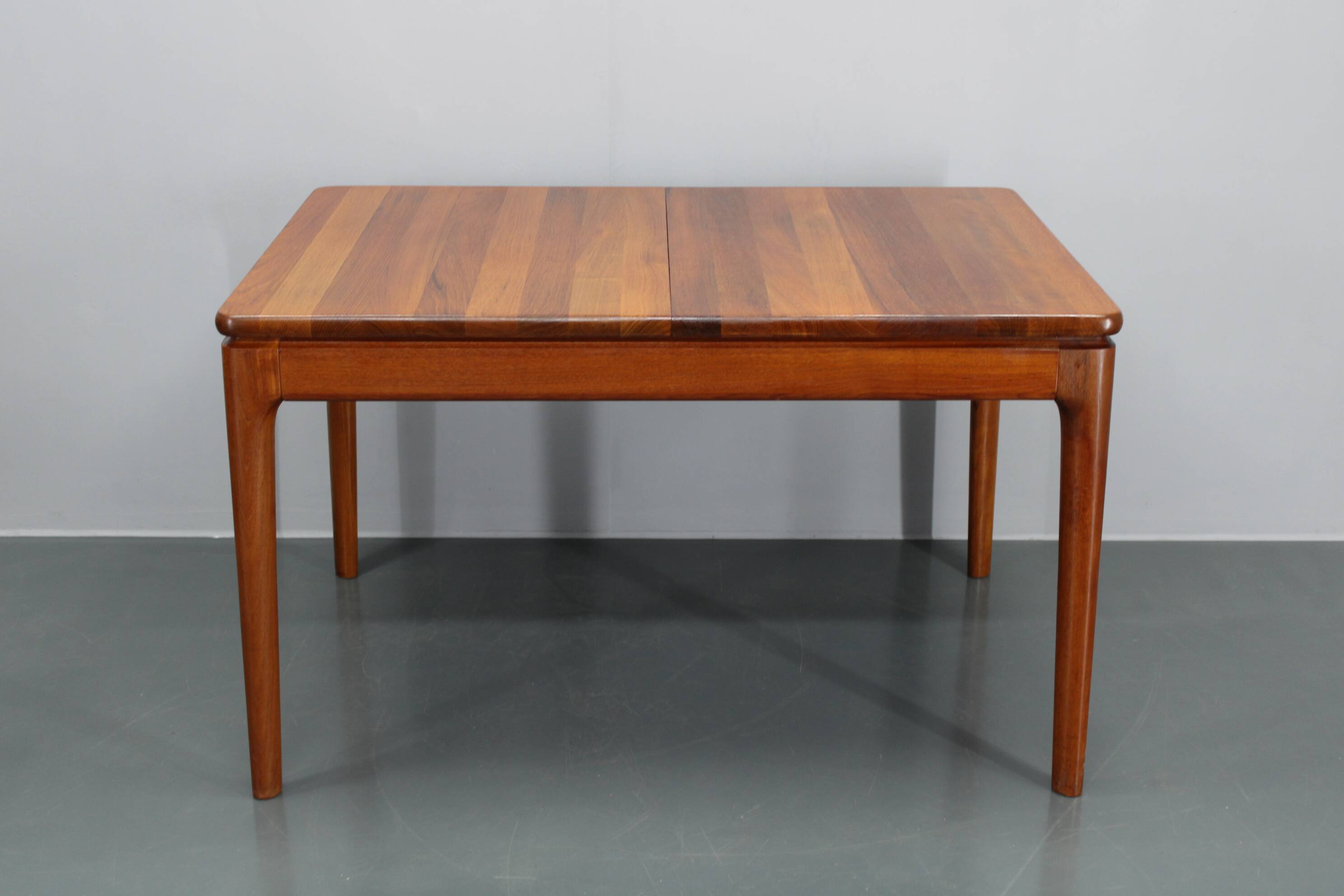 1960s Solid Teak Extendable Dining Table by Glostrup Mobelfabrik, Denmark