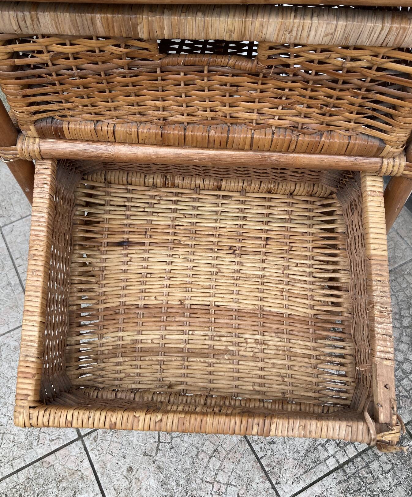 Vintage rattan chiffonier