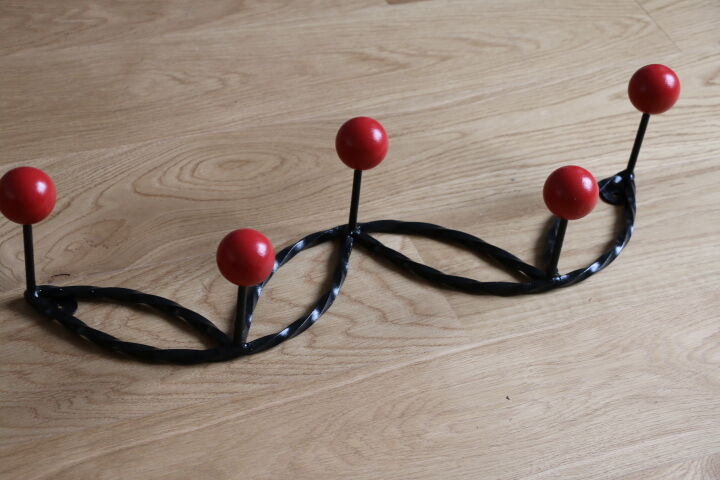 Peg twisted 5 reds years 50