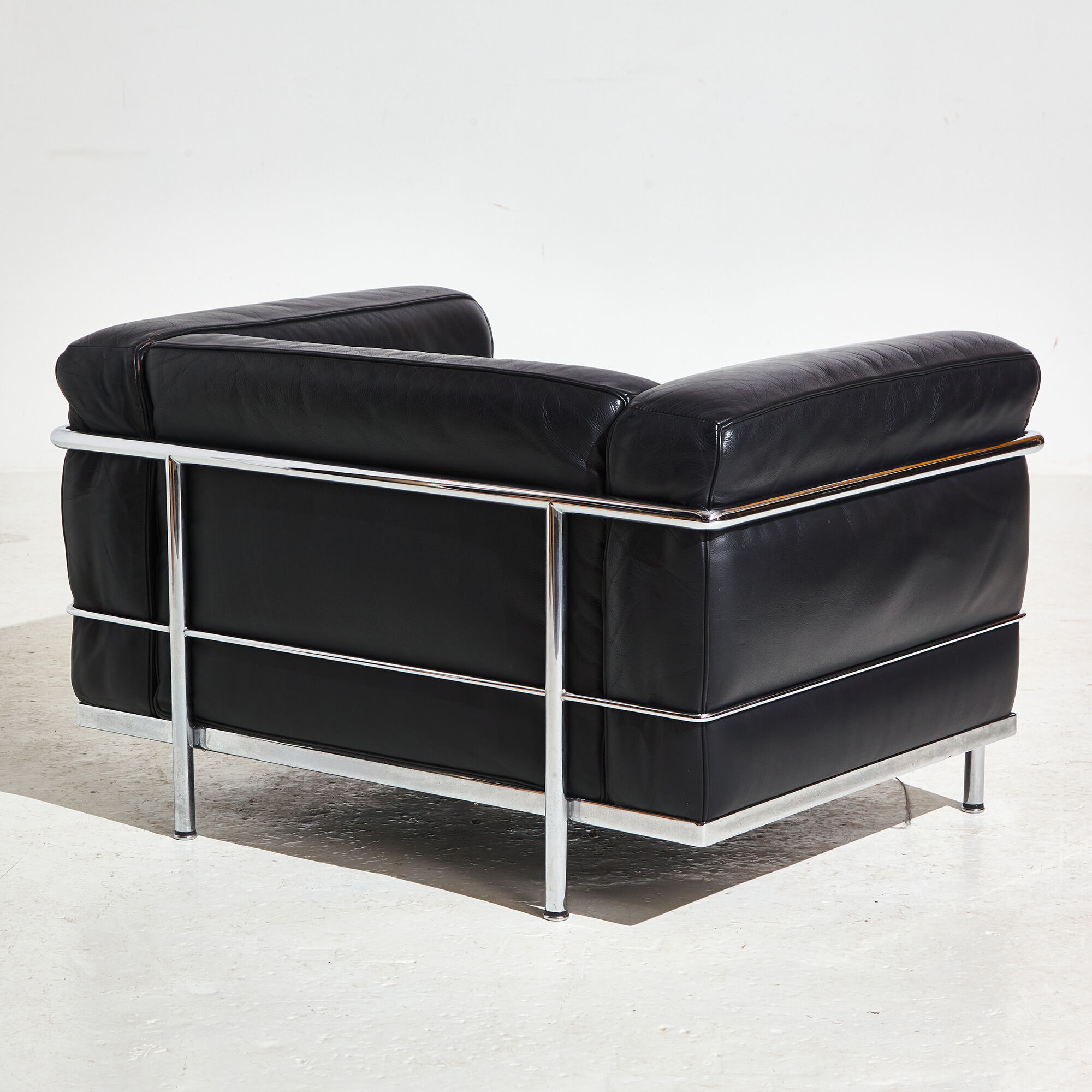 Fauteuil en cuir LC3 de Le Corbusier pour Cassina