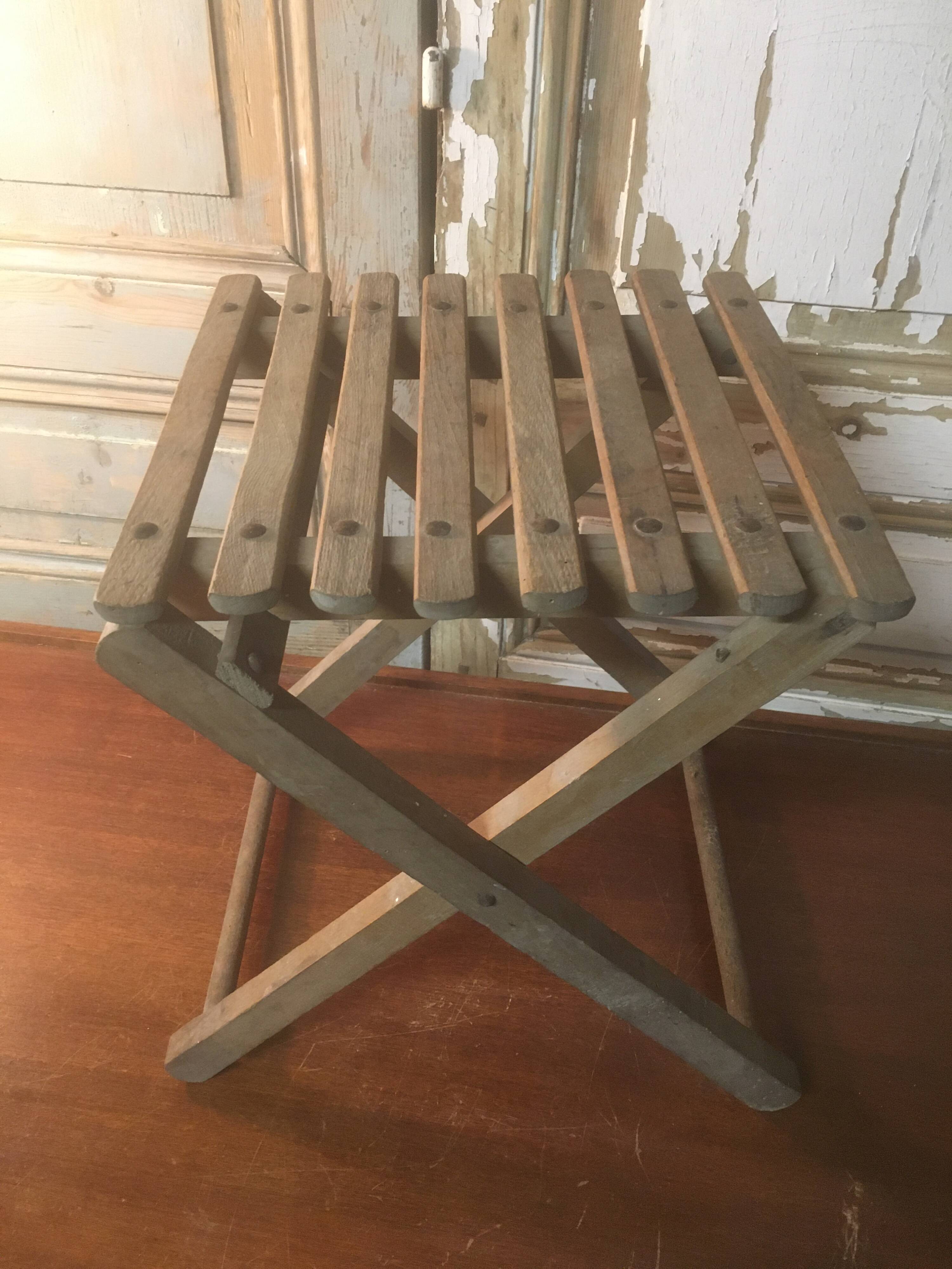 Folding stool from the 30s/40s