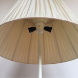 Vintage 50-60s Dutch design white floor lamp by H. Fillekes for Artiforte black base