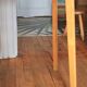 Bureau en bois pieds compas
