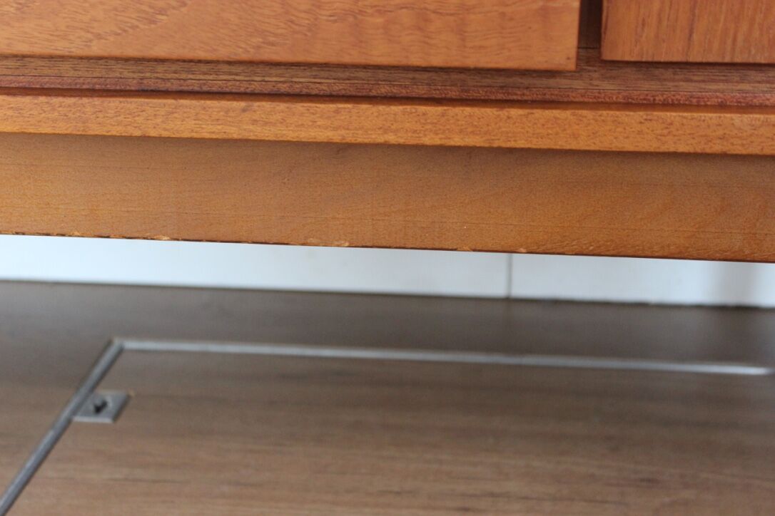 Vintage Scandinavian style teak line by Austinsuite 60s