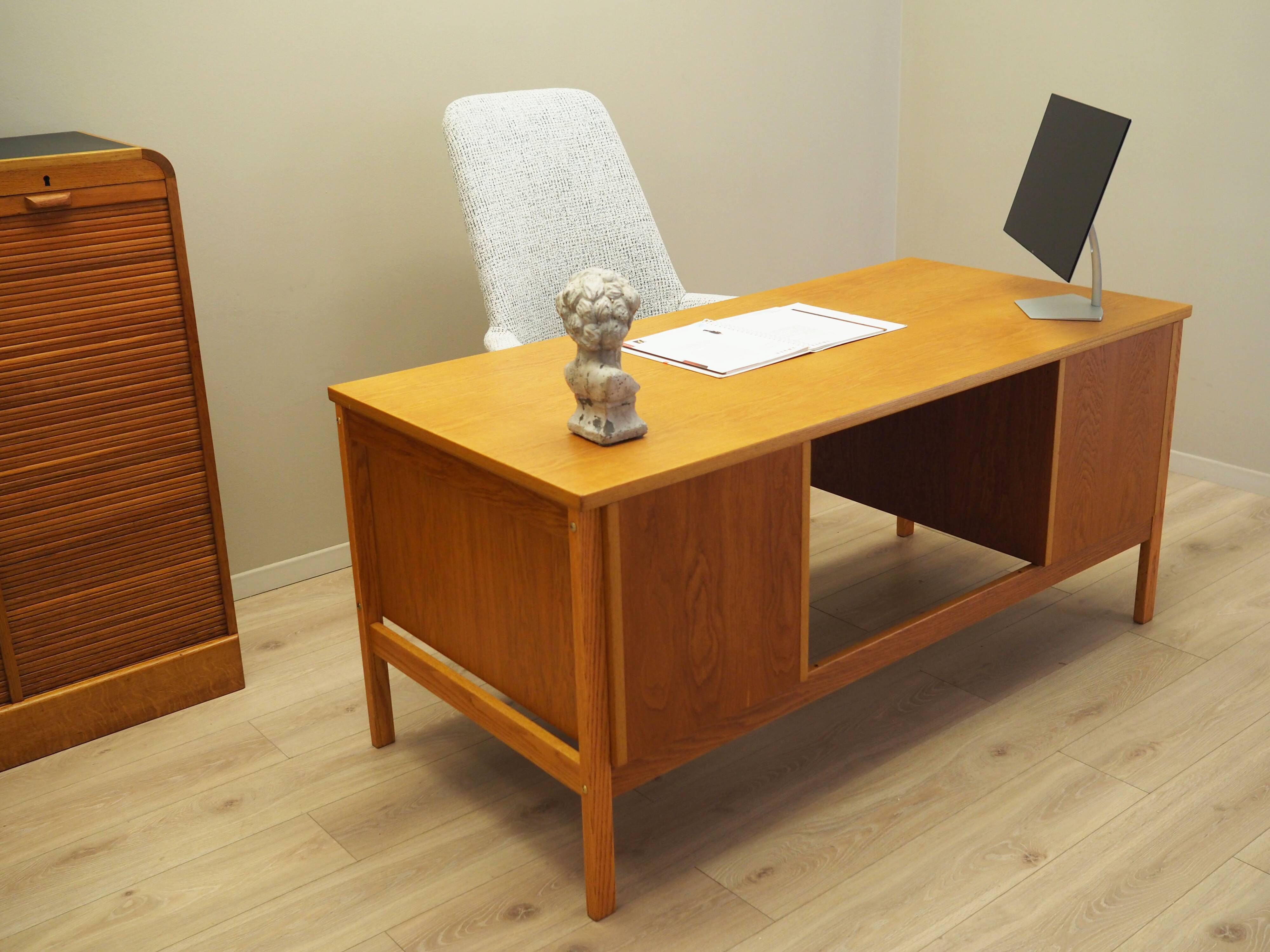 Ash desk, Norwegian design, 1970s, production: Norway