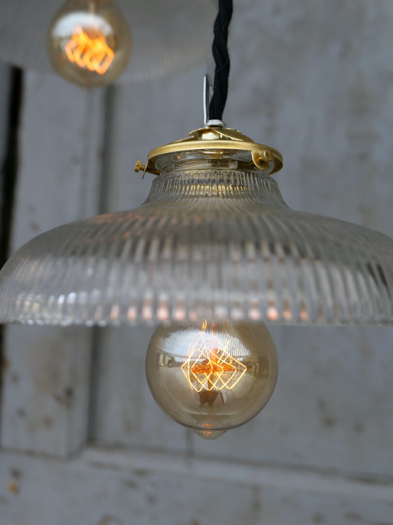 Day abat suspension industrial holophane workshop