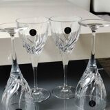 Set of 4 large red wine glasses/Royal Doulton Elegance. Made from high quality lead crystal. High 21 cm. New with box