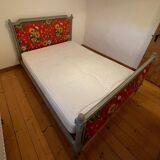 Old Louis XVI style double bed in wood and fabric with slatted base