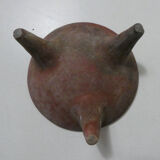 Ancient tripod bowl in terracotta pre-columbian art