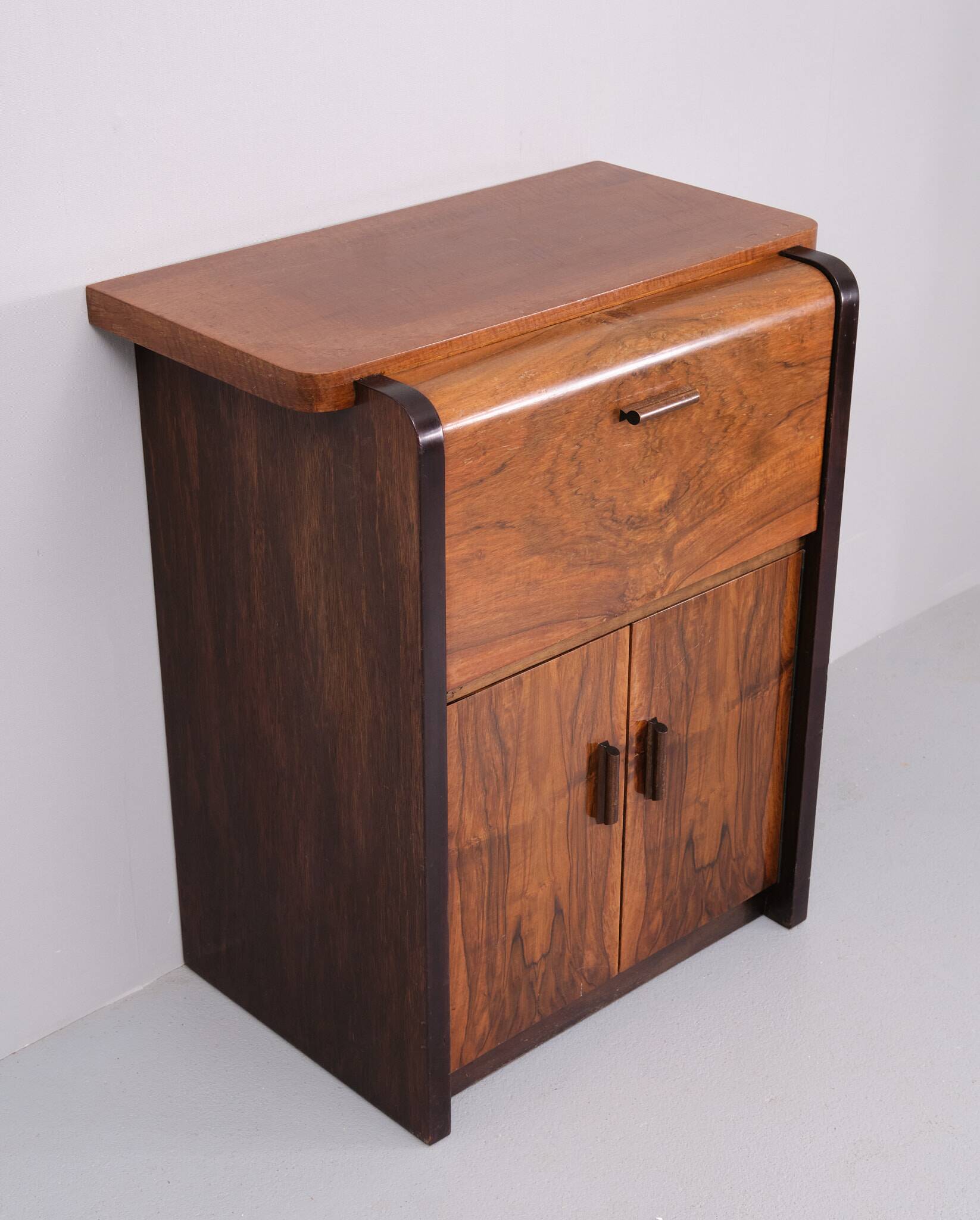 Art Deco furniture in burl wood from the 1920s, Netherlands.