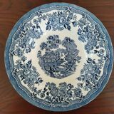 8 blue & white soup plates Broadhurst, Lunéville, Myott and Royal Sphinx Regout Maestricht