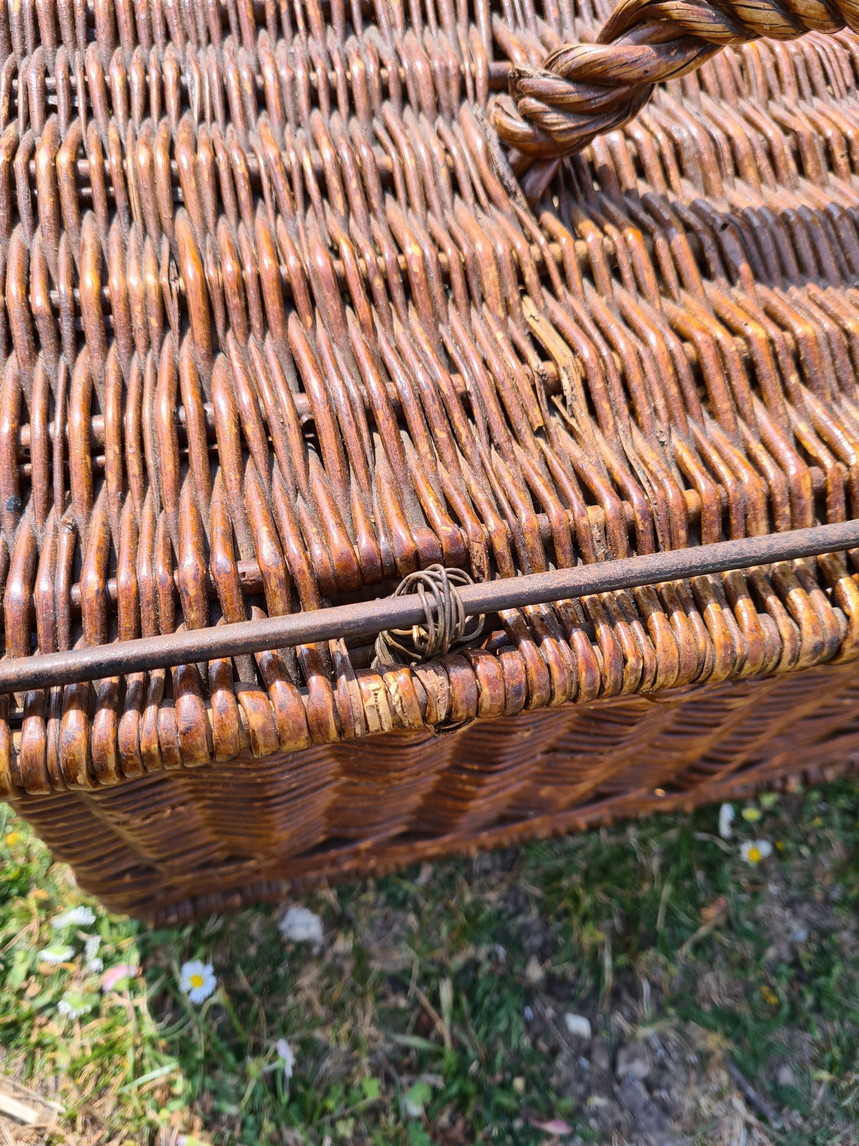Wicker basket