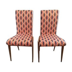 paire de chaises au design