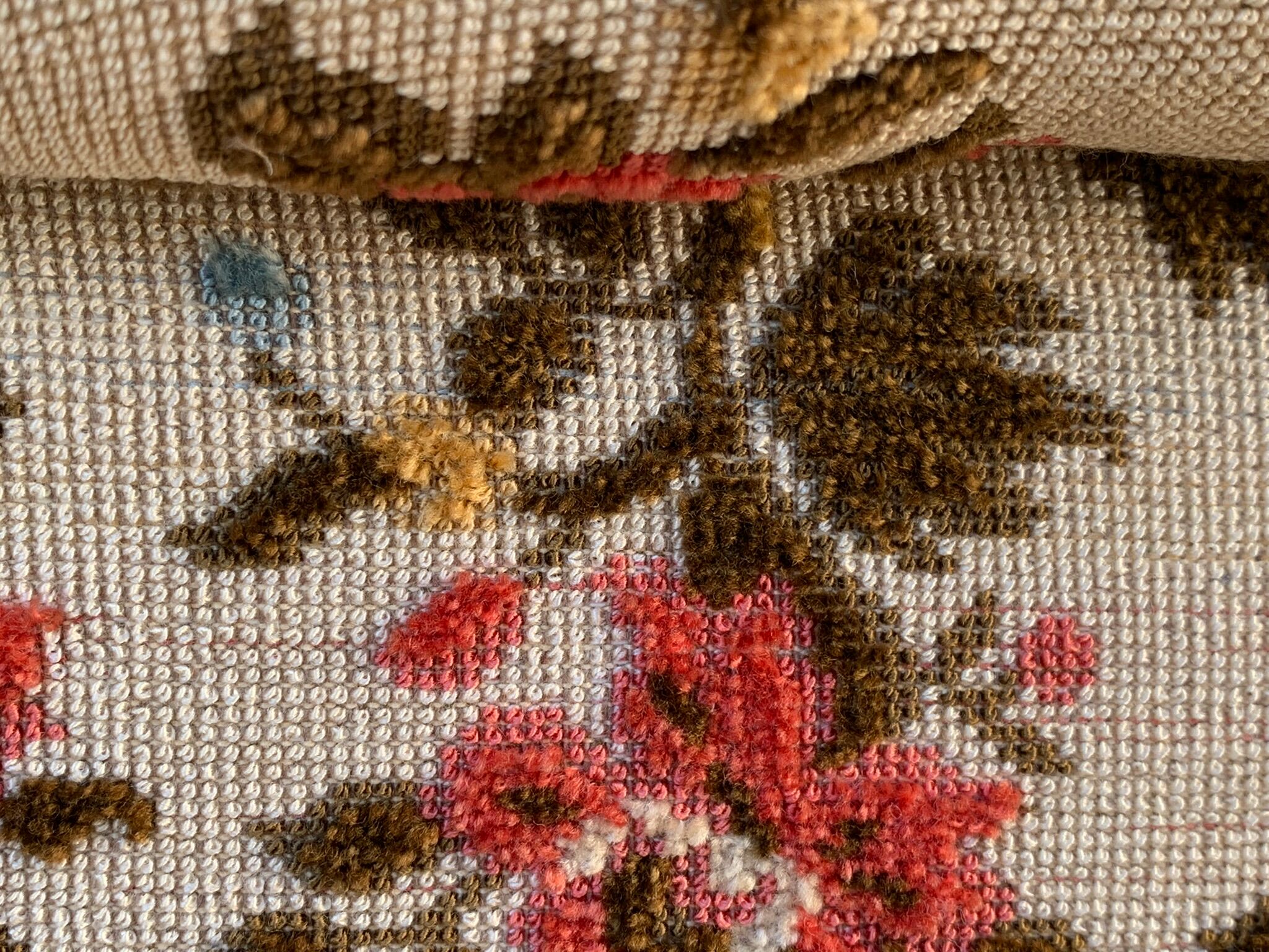 Antique Louis XV style shepherdess armchair in floral flocked fabric