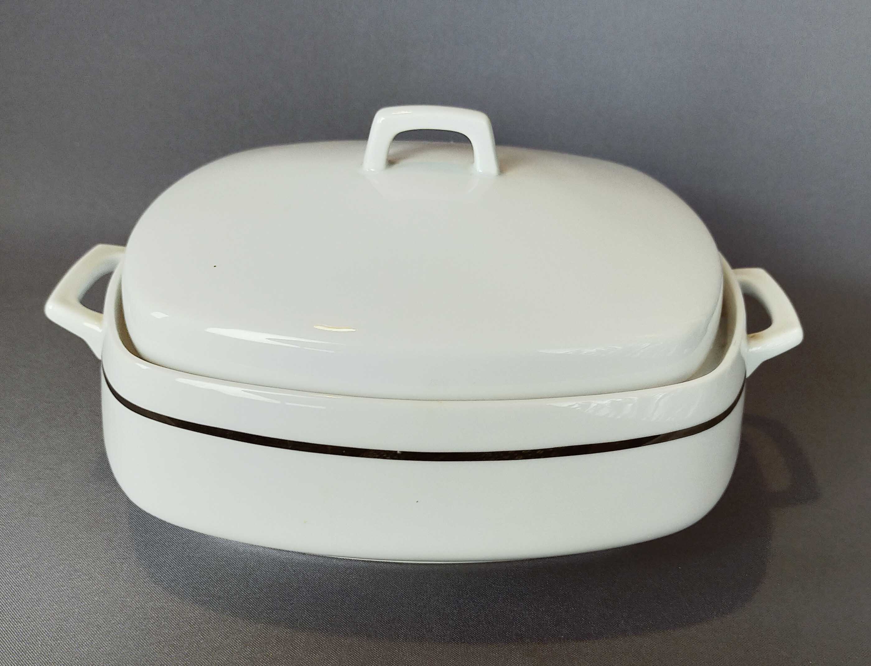 Sologne porcelain salad bowl or tureen