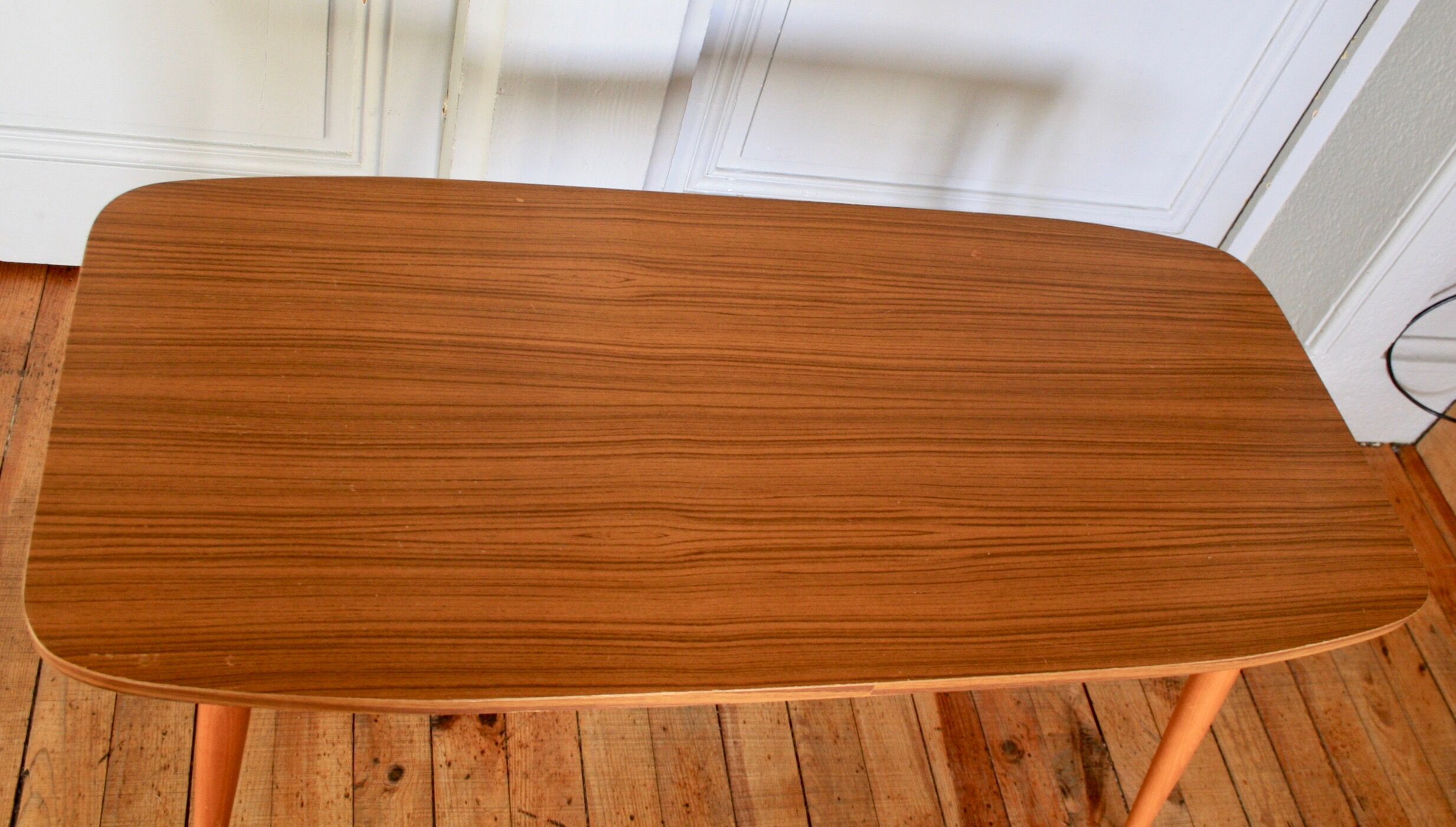 Coffee table wood compass feet