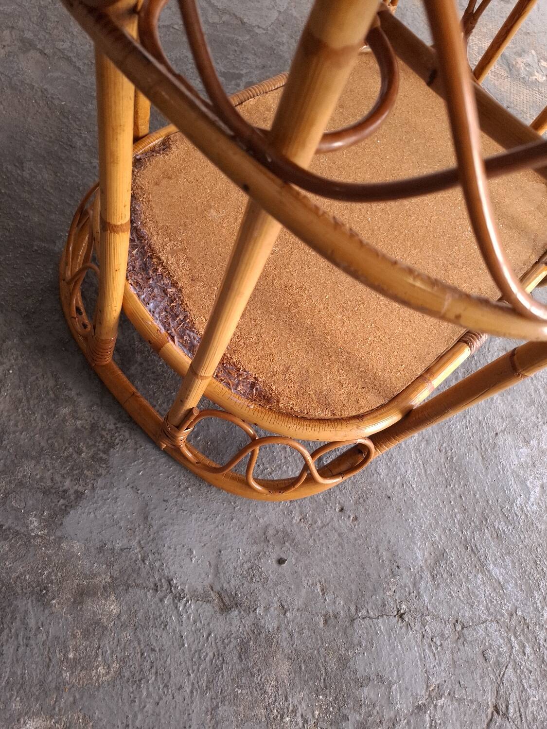 Vintage rattan serving trolley