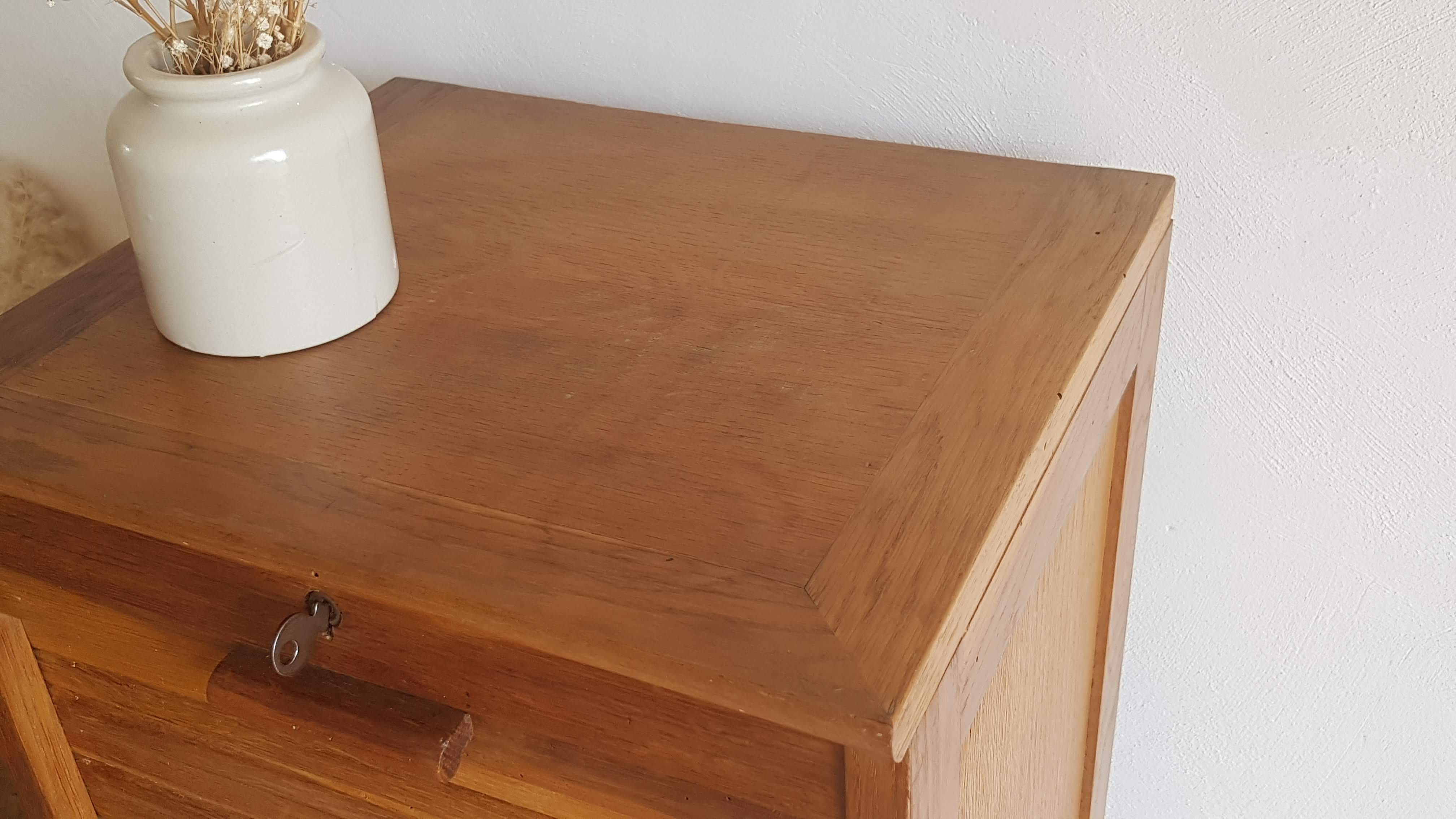 Vintage curtain binder