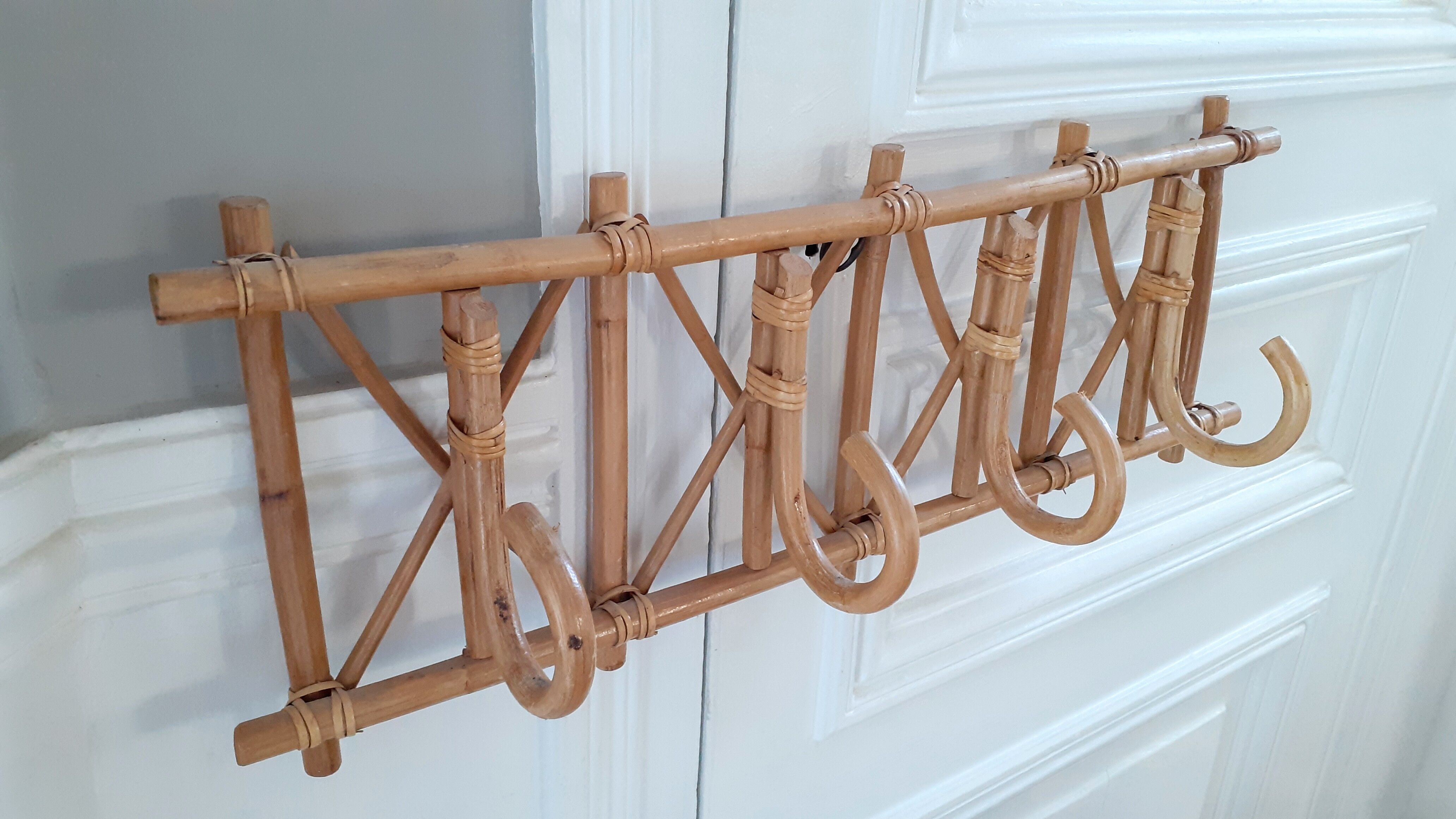 Rattan coat-rack in rattan