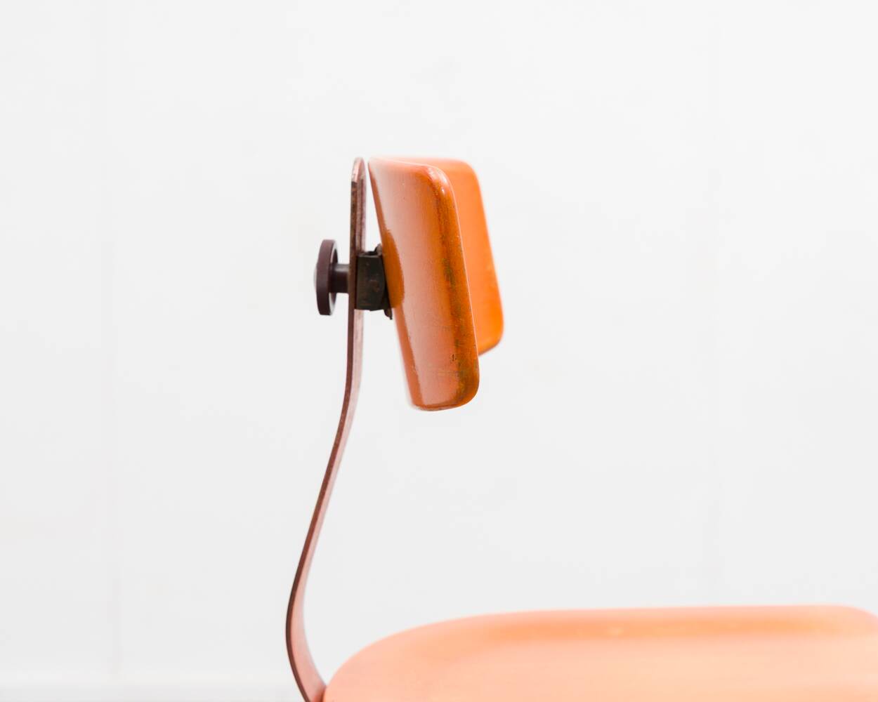 Office chair/architect's chair with industrial design,