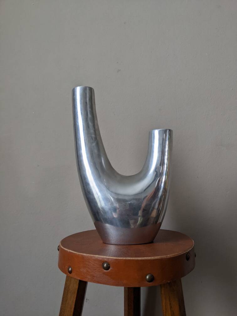Vase fonte d'aluminium design contemporain décoration alternative années 80