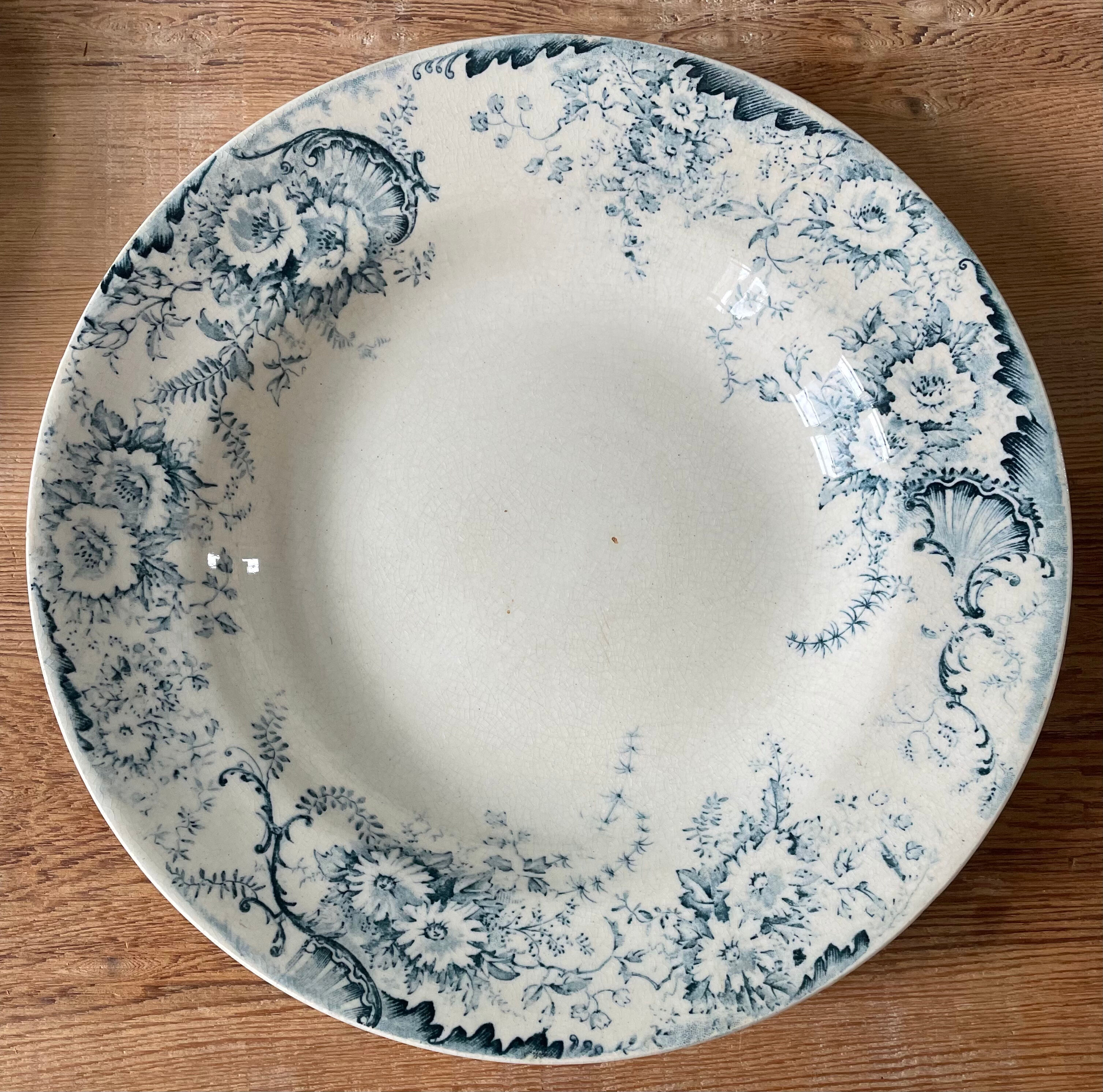 Set of 4 hollow plates Terre de Fer model "Derby" Choisy Le Roi