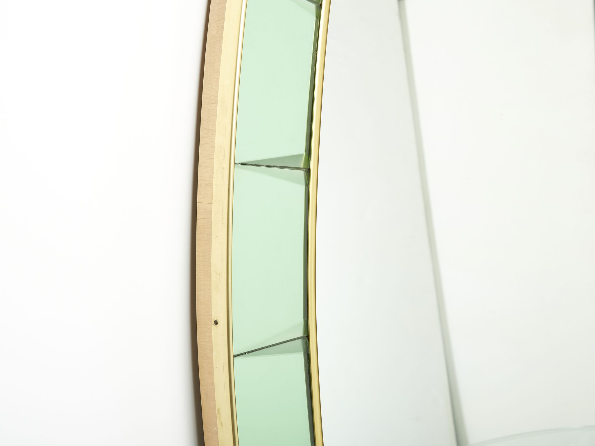 Large Italian mirror oval brass crystal green crystal of Cristal Arte 1950s 110x219cm