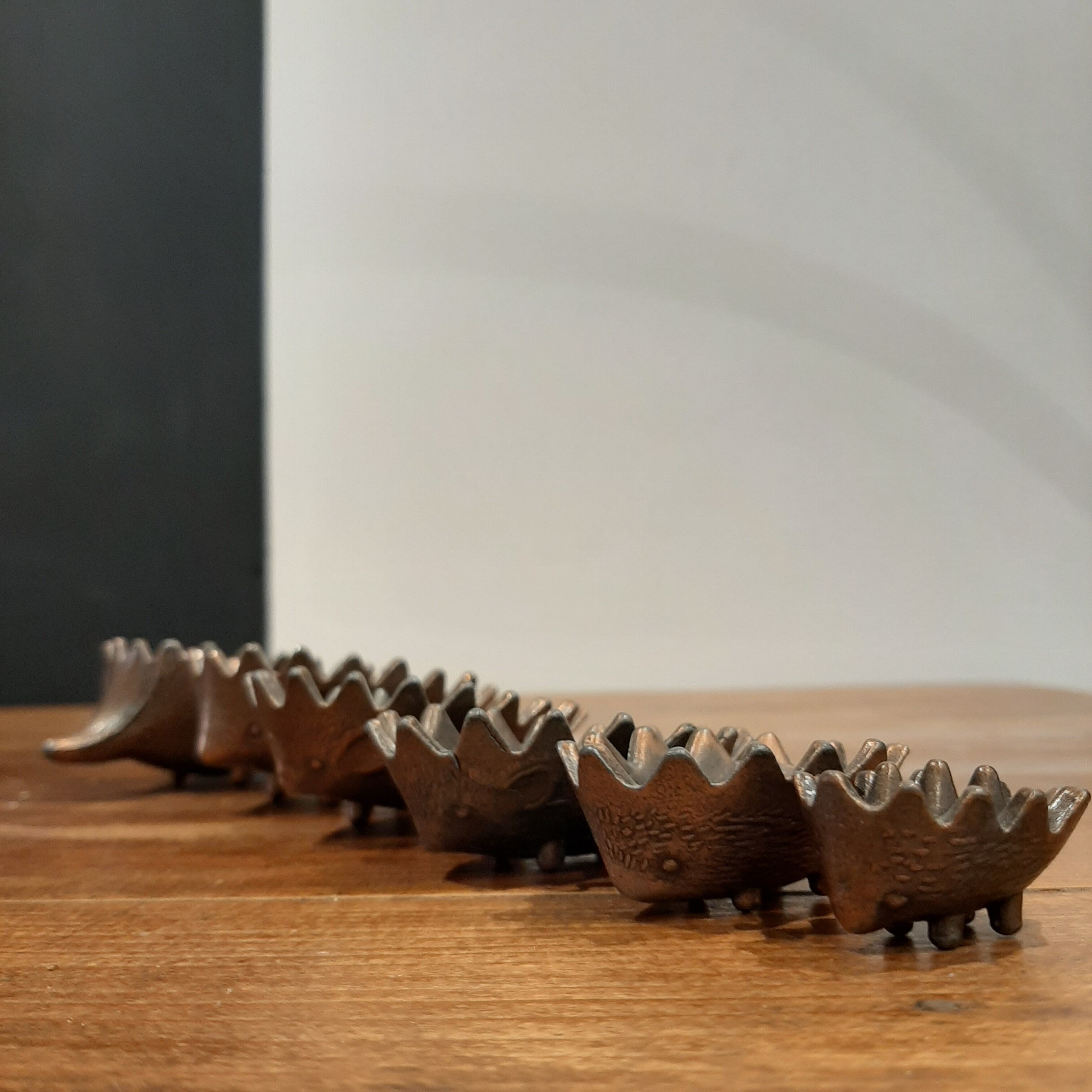 Ashtrays hedgehogs pull-out