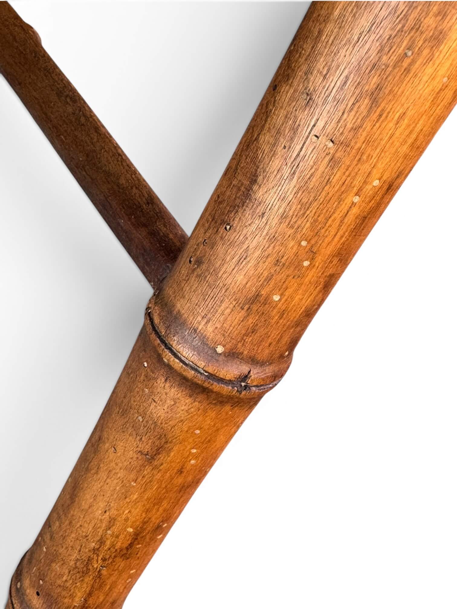 Table d’appoint pliante en faux bambou, époque 1900
