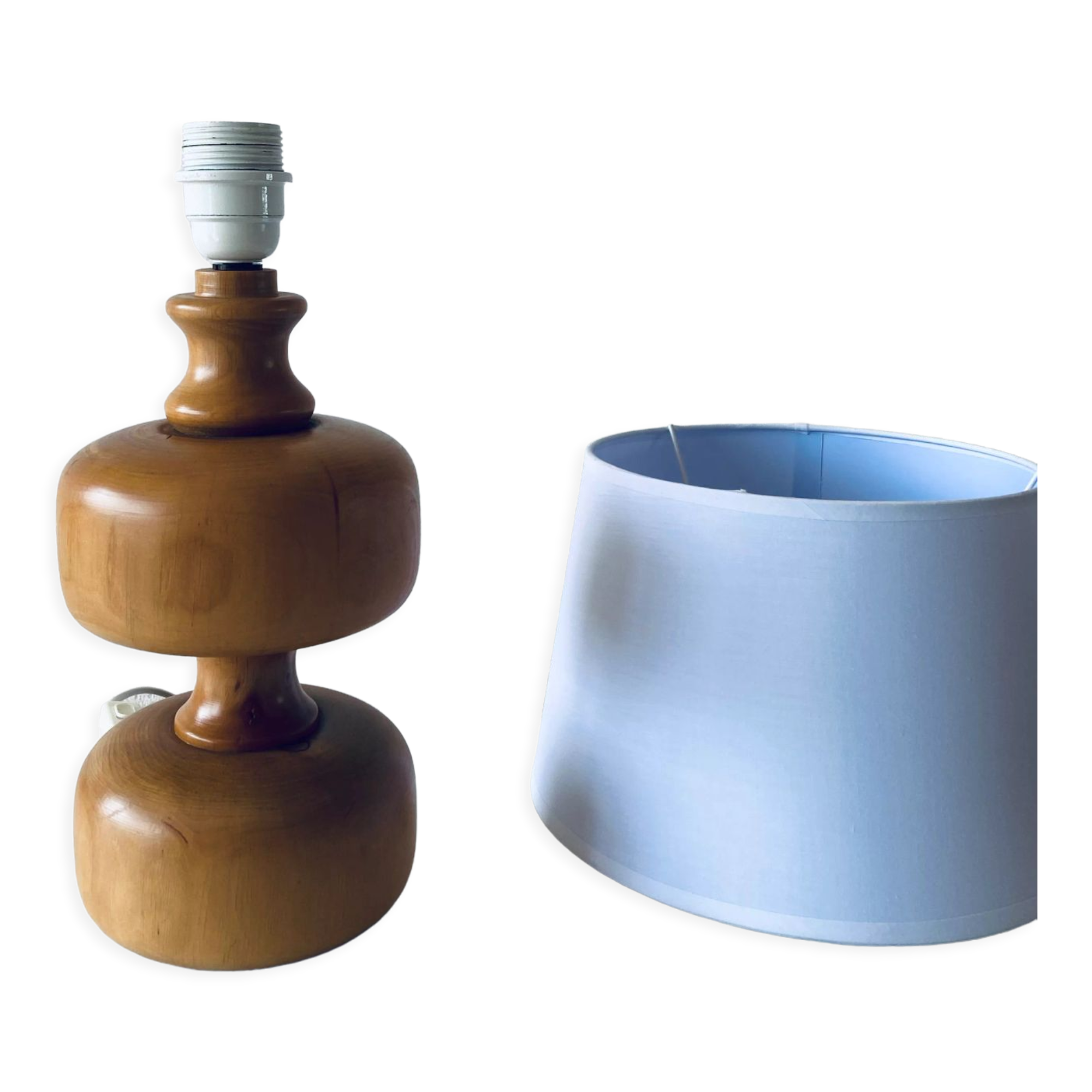 Lampe en bois tourné