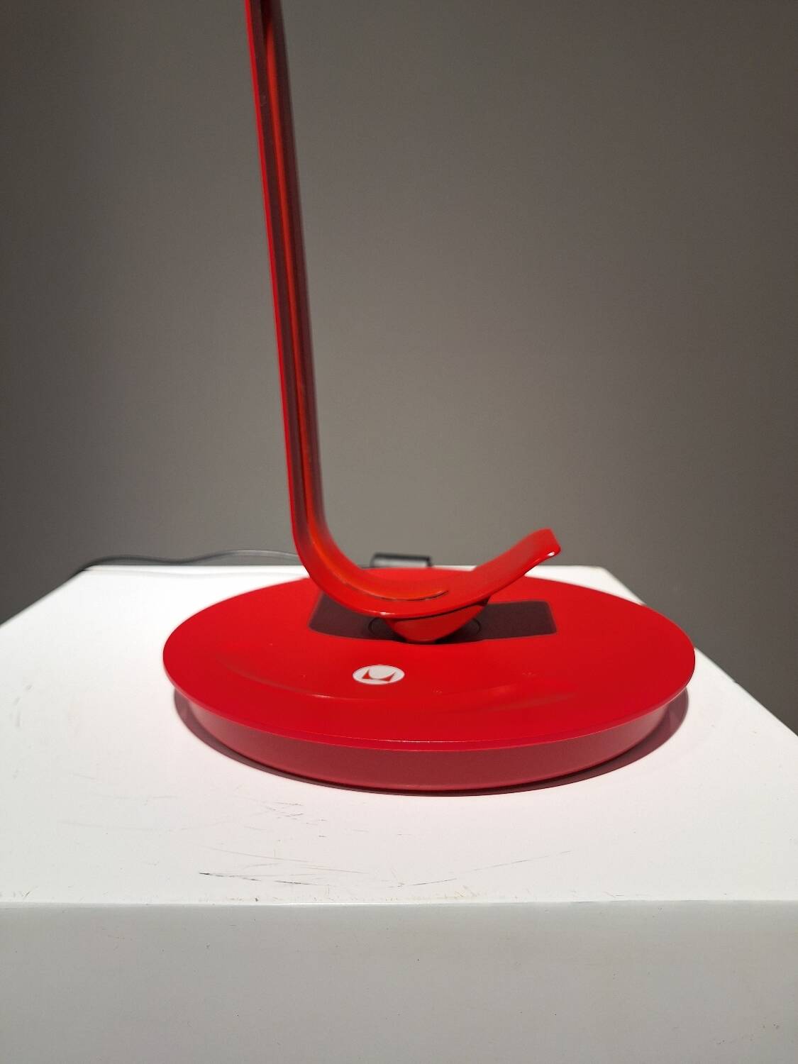 Leaf desk lamp by Yves Béhar for Herman Miller, 2007.