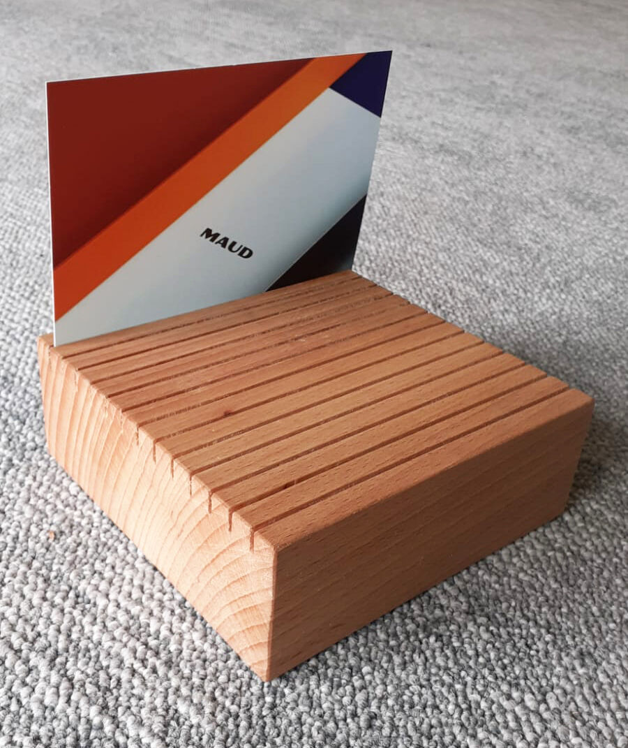 Maud Supplies Card Holder