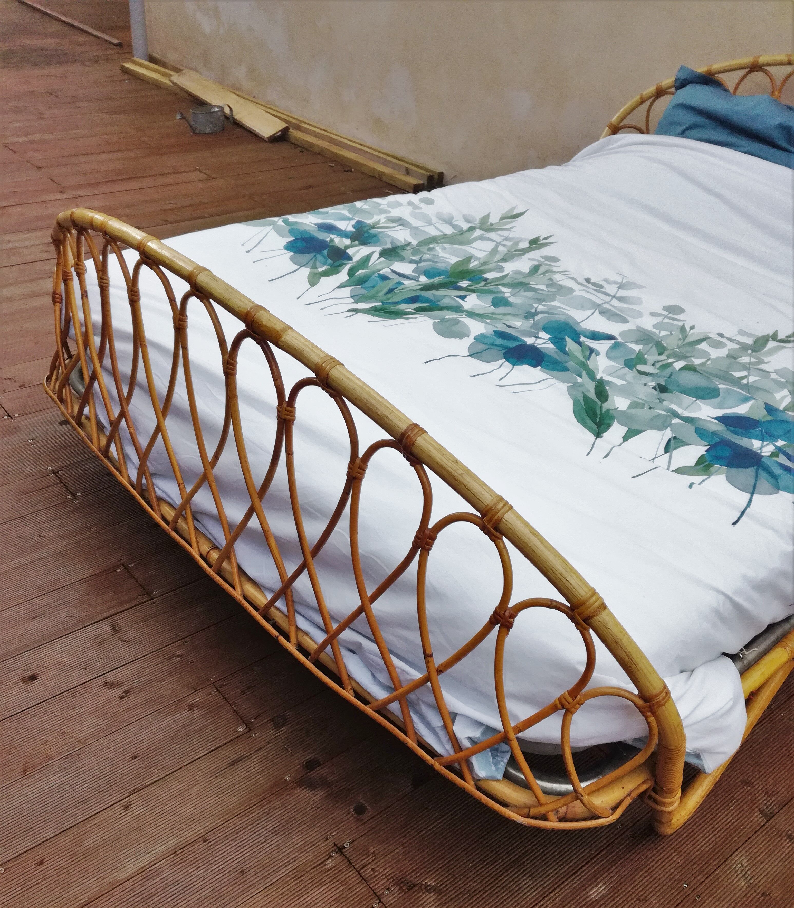 Rattan bed 2 people