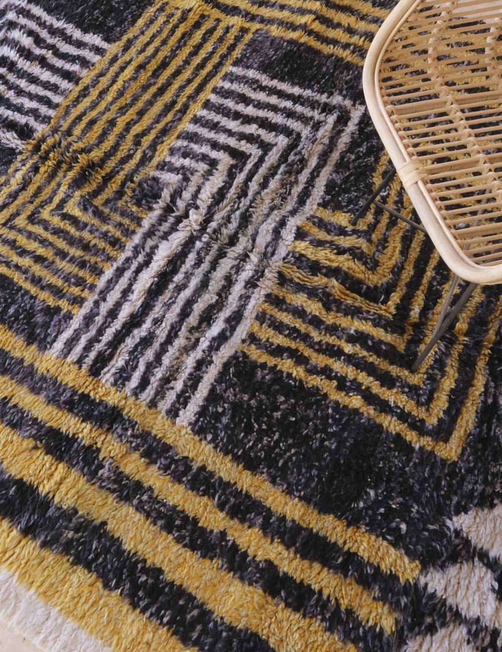 Modern Berber Rug - 311 x 220 cm