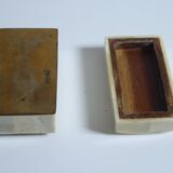 Rectangular box in white horn and wood