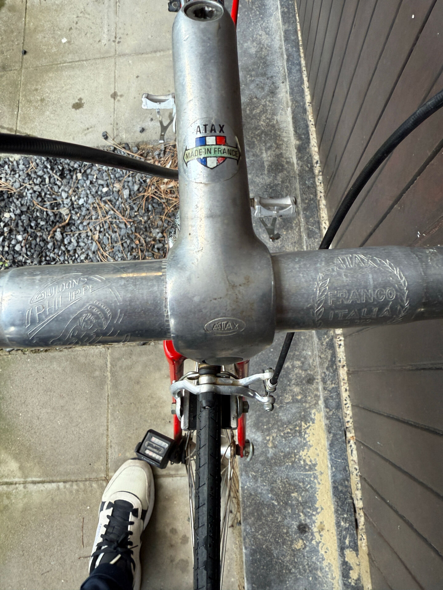 Magnifique vélo de route Peugeot vintage des années 80