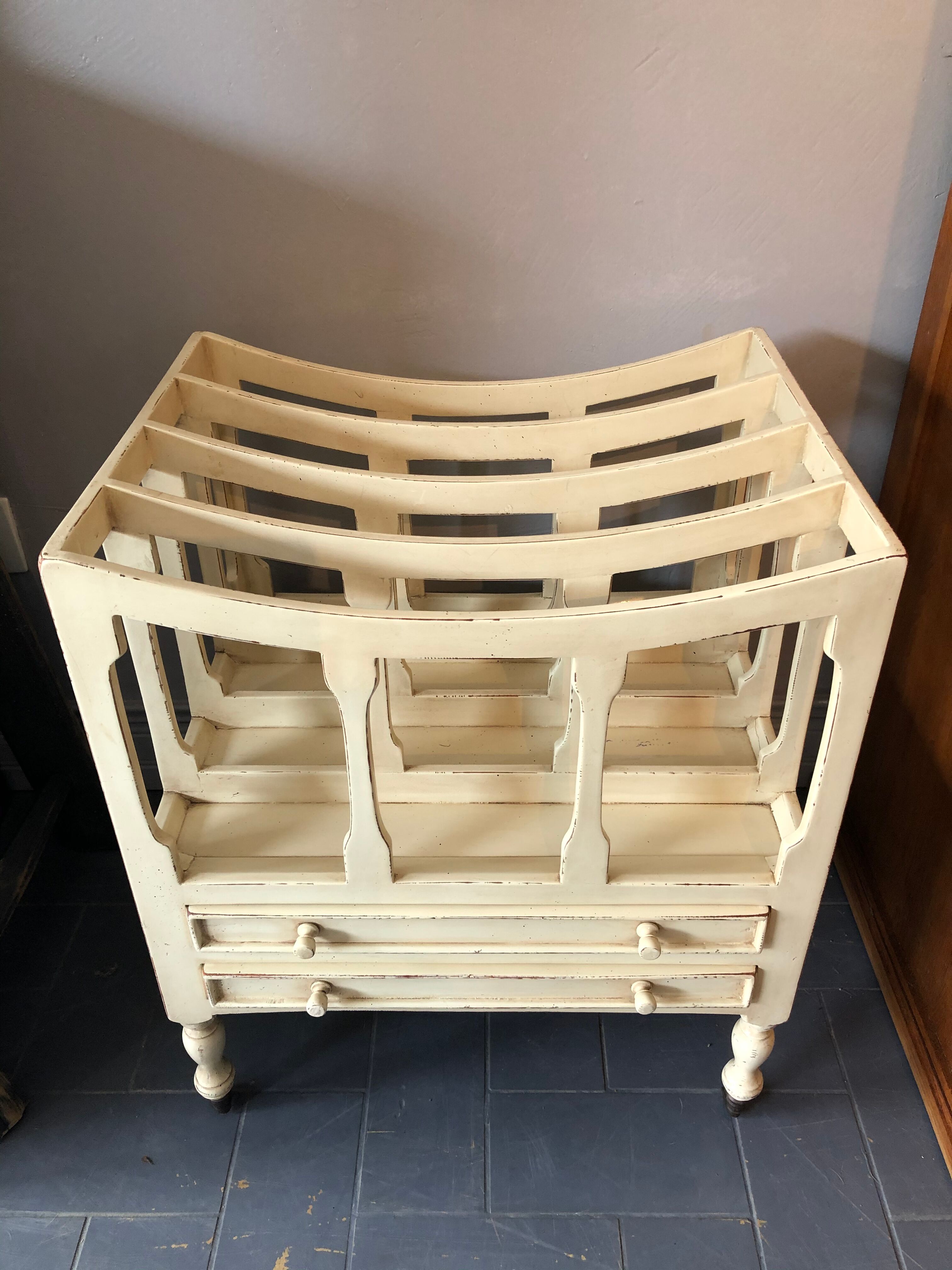 Last wooden magazine door