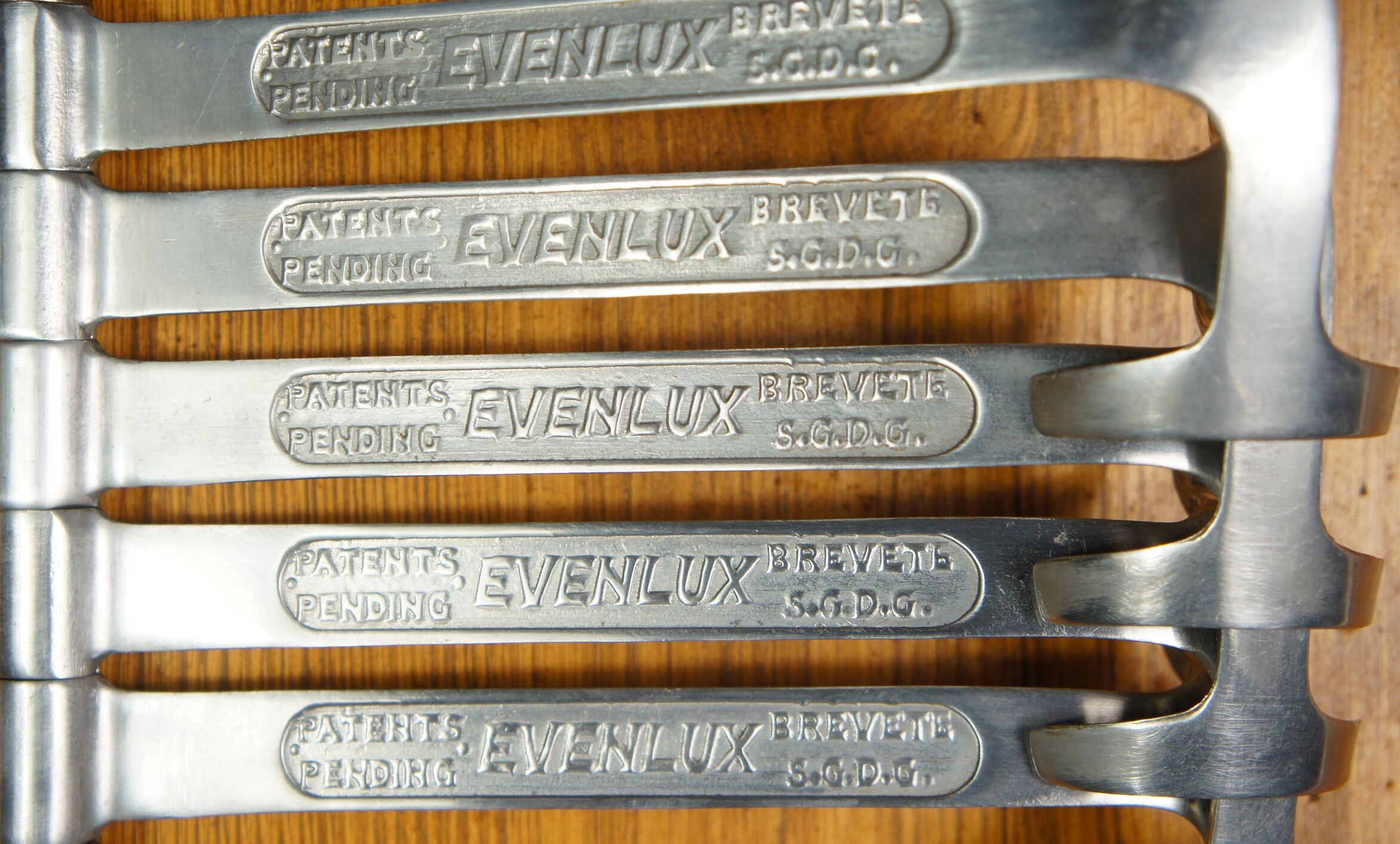 5-branched "Evenlux" 1950 orientable wall pad