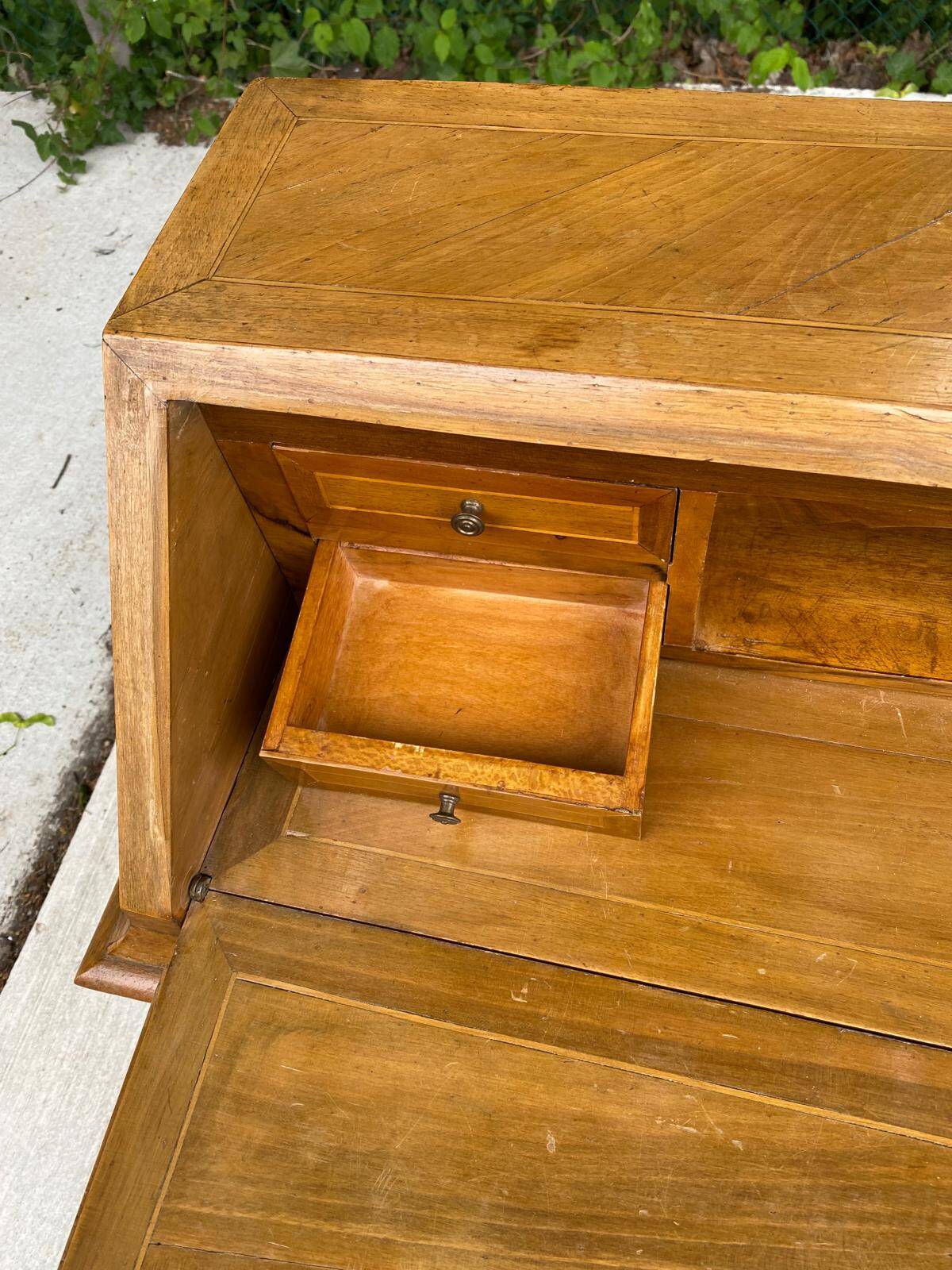 Louis XV style sloping desk in gilded marquetry, Napoleon III period