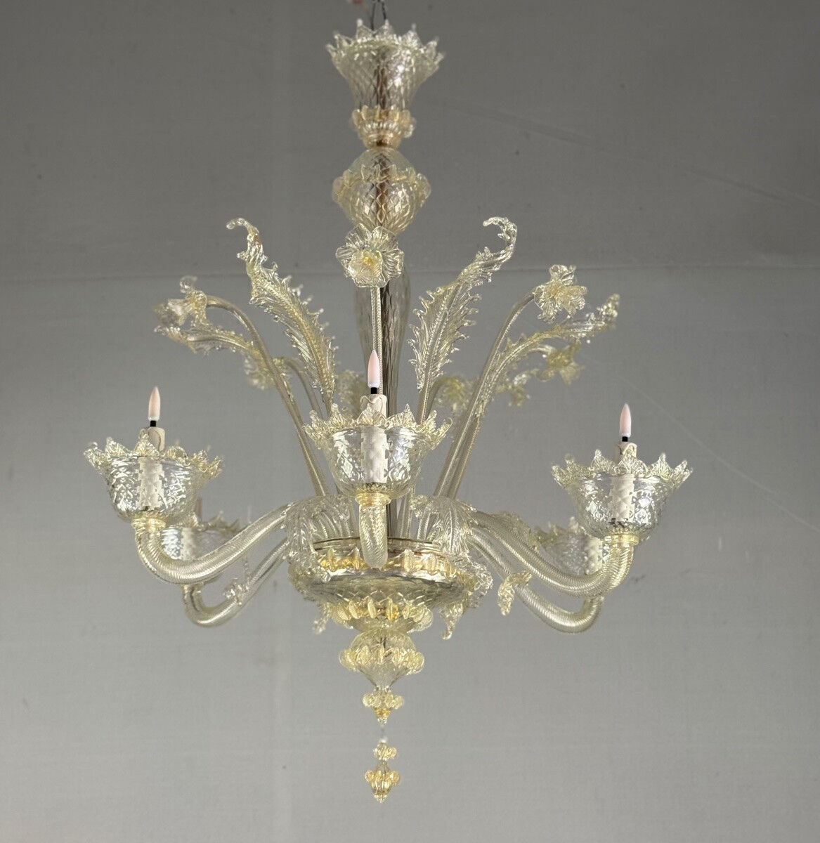 Venetian chandelier in gilded Murano glass, 6 light arms circa 1940