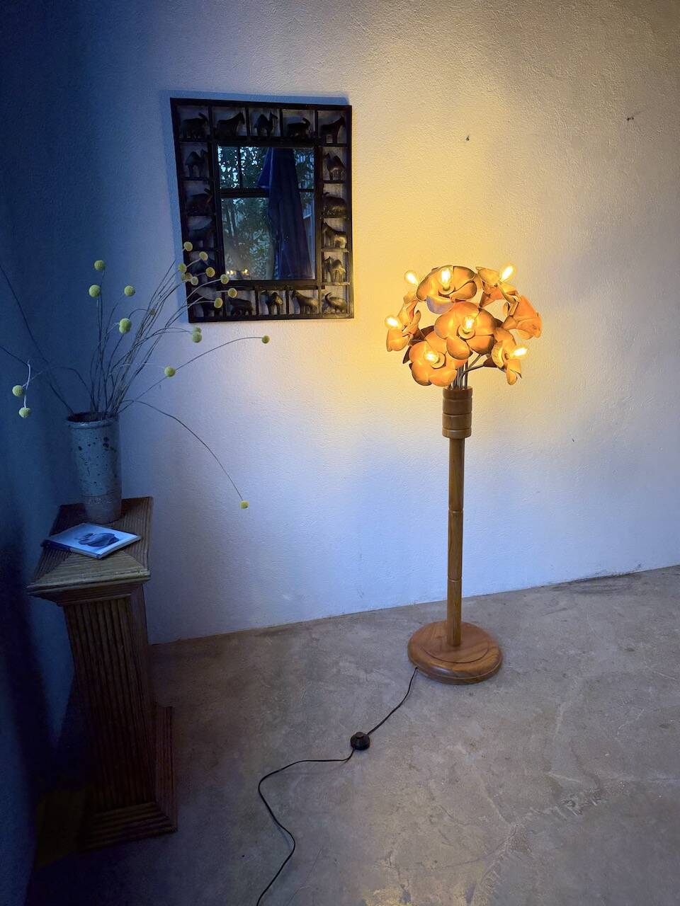Ornamental floor lamp with "flower" patterns from the 1970s.