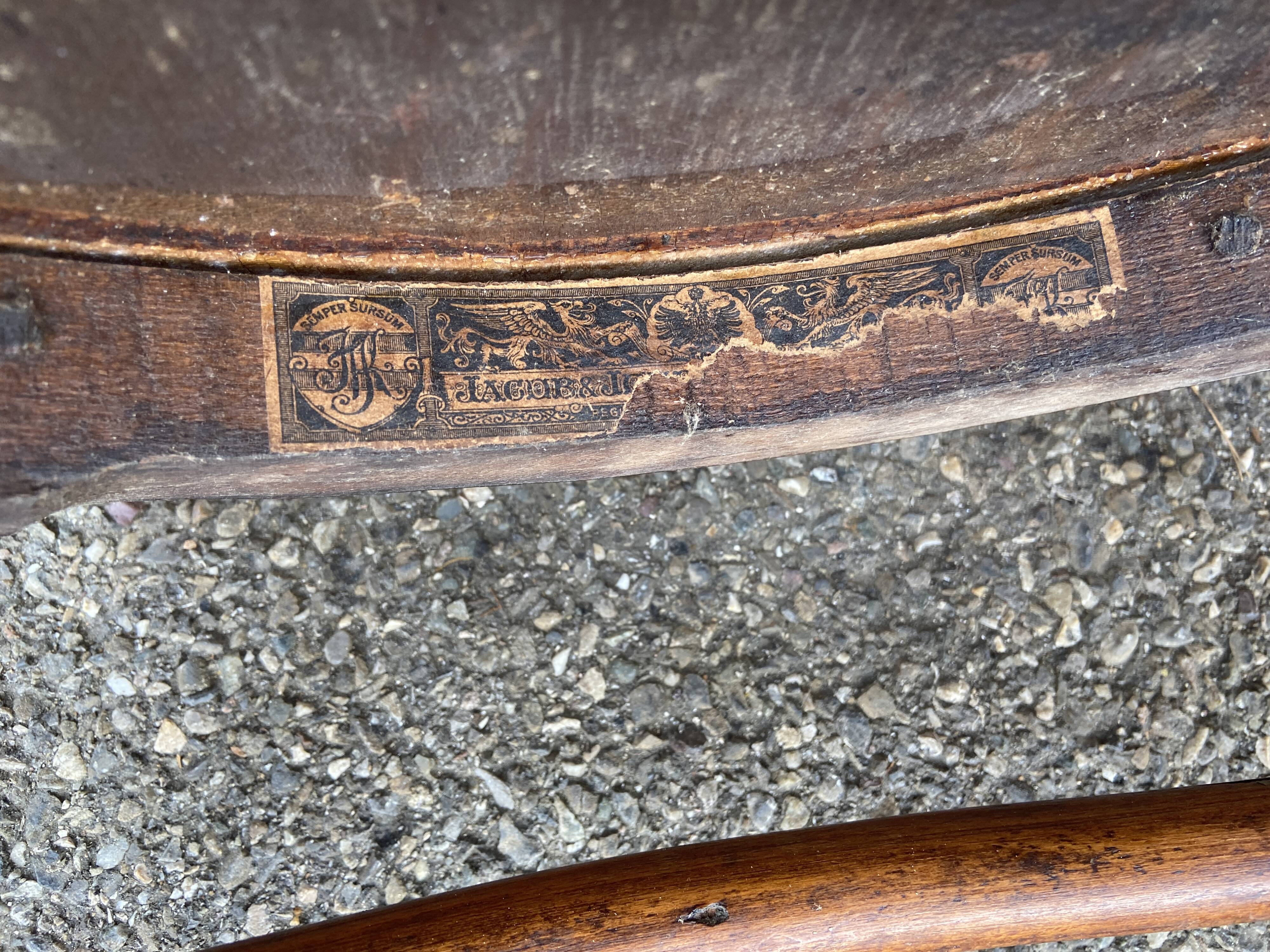 Office chair 1910 by bois courbé j & j kohn in vienna, austria