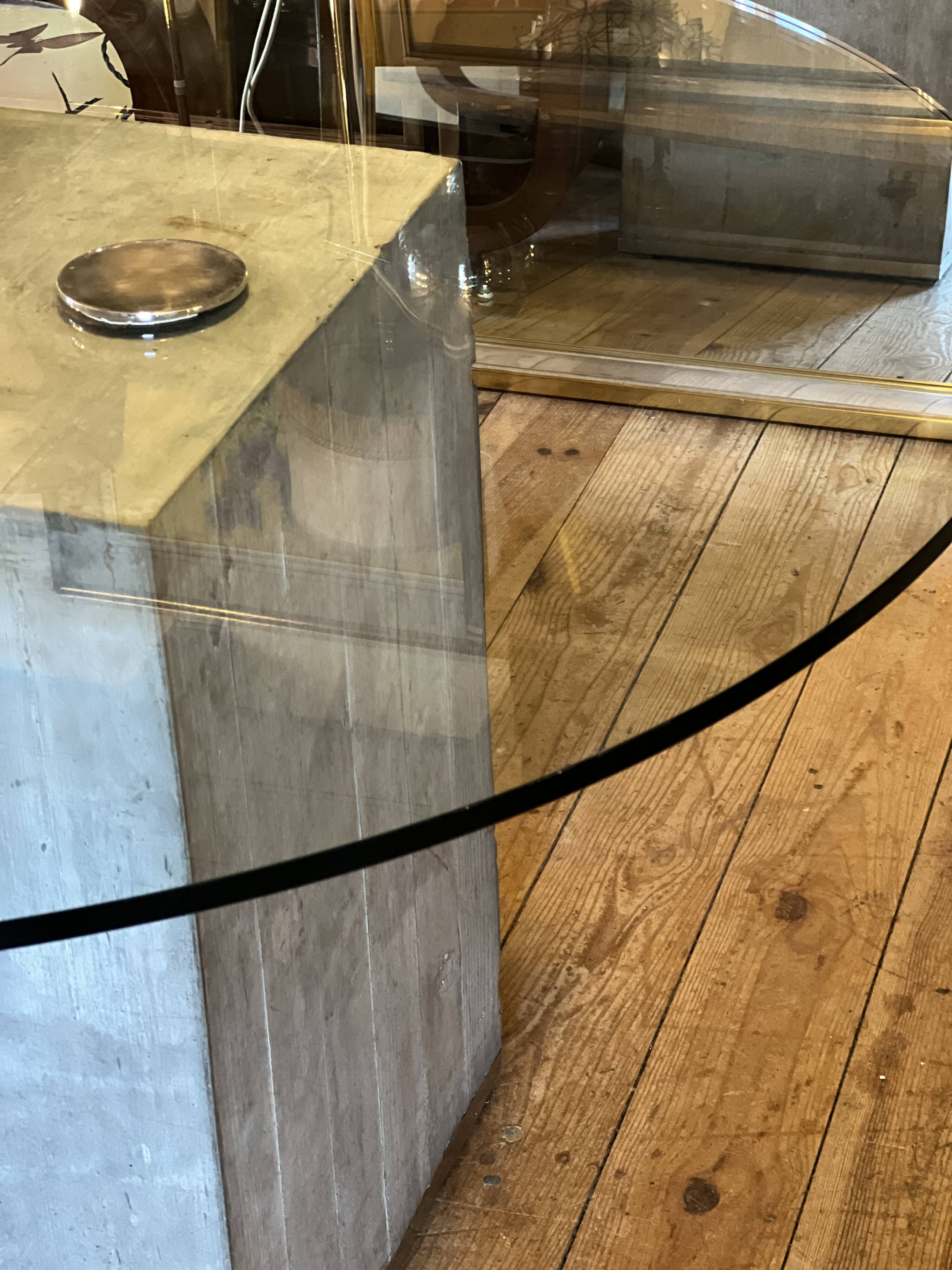 Round table by Sergio & Giorgio Saporiti