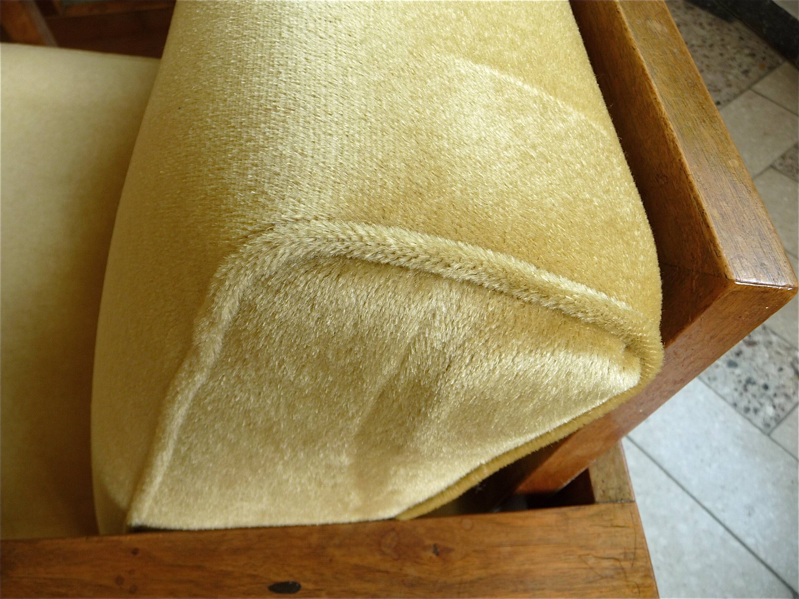 Set of 2 Cubist Art Déco Club Chairs in Wood and Velvet, Germany 1920s