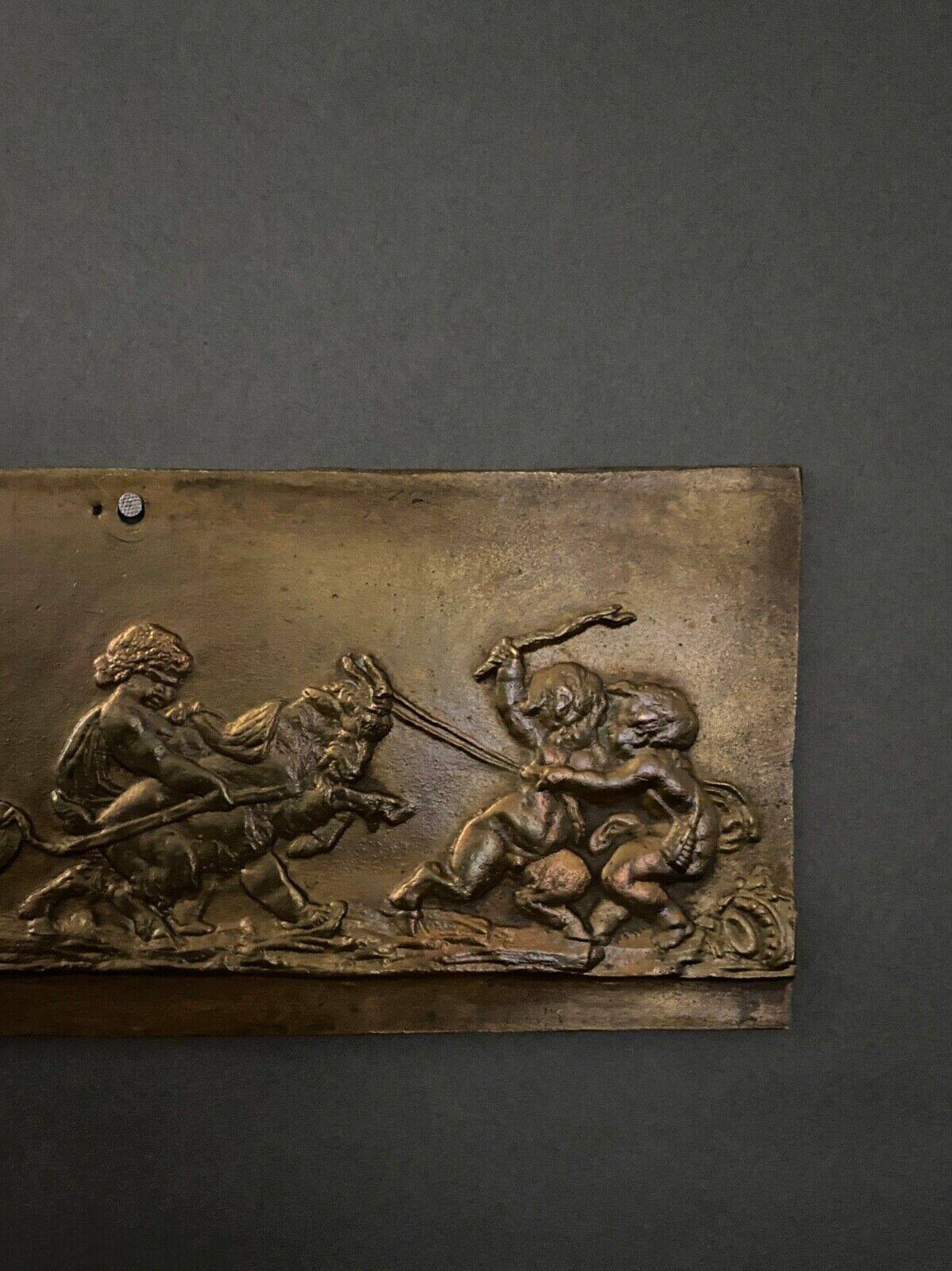 Bronze plaque decorated with loves in the Antique Napoleon III bas-relief