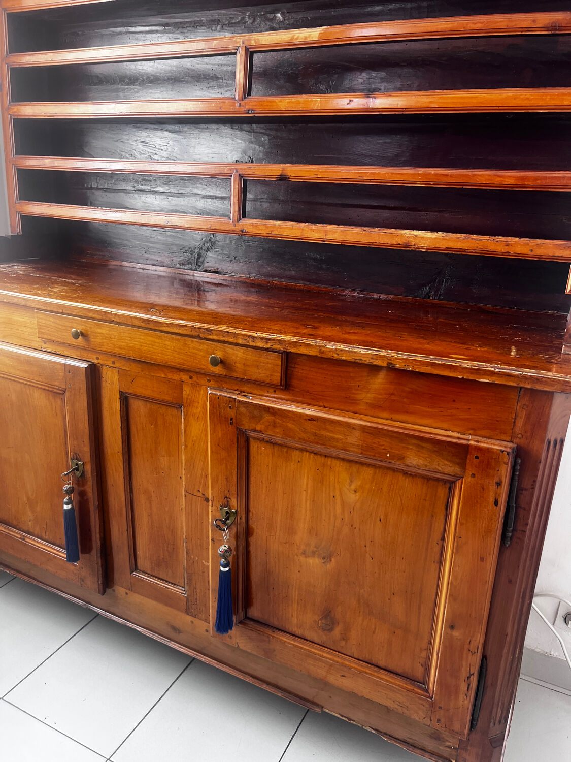 Sideboard from the early 19th century.